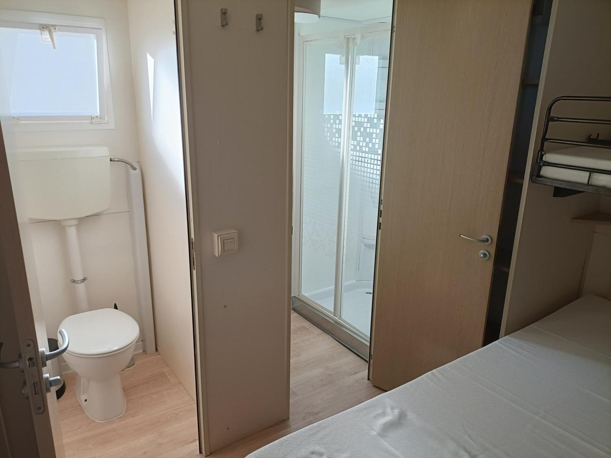 Chalet Camping River Italie Met 2 Slaapkamers Ameglia Extérieur photo