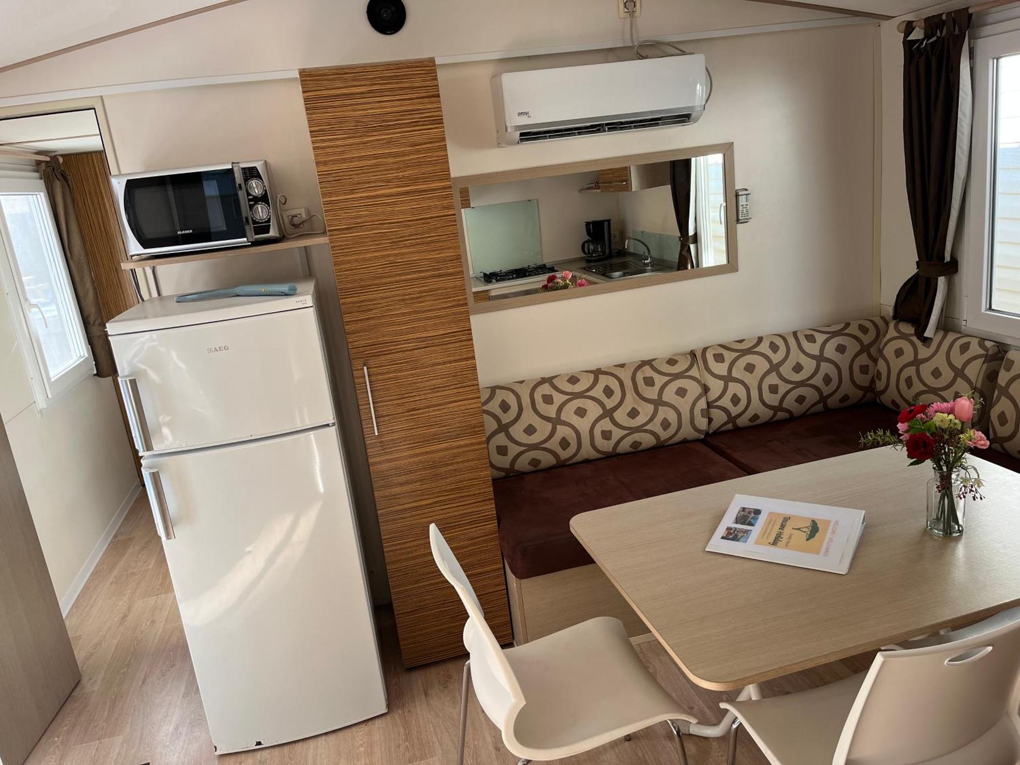 Chalet Camping River Italie Met 2 Slaapkamers Ameglia Extérieur photo