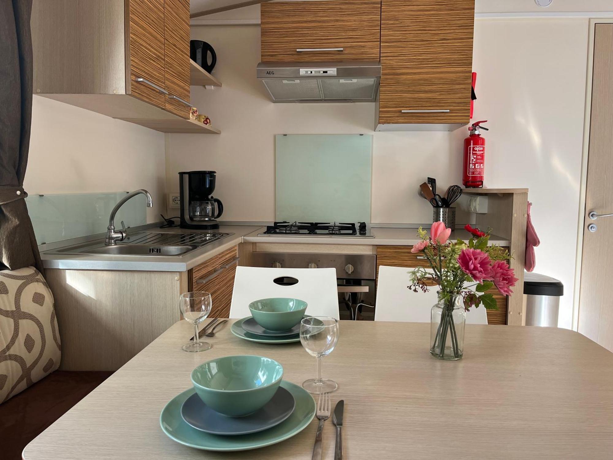 Chalet Camping River Italie Met 2 Slaapkamers Ameglia Extérieur photo